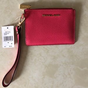 NWT Michael Kors small wristlet purse.